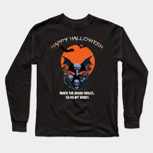 Happy Halloween, winged skulls in moonlit night Design! Long Sleeve T-Shirt
